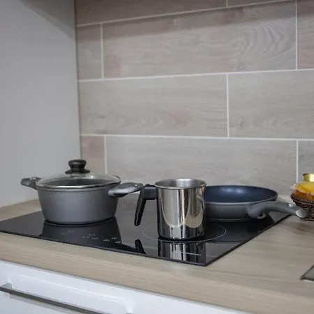 לינה וארוחת בוקר La Corte In Centro קאסרטה