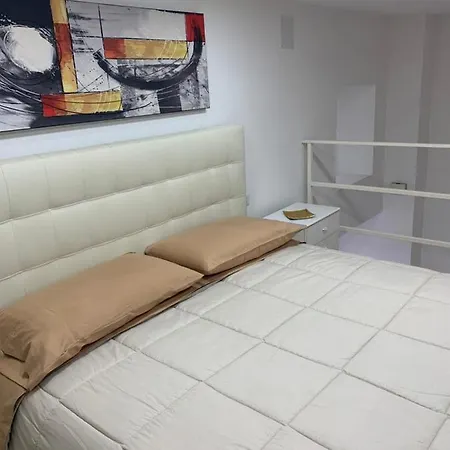 La Corte In Centro לינה וארוחת בוקר קאסרטה