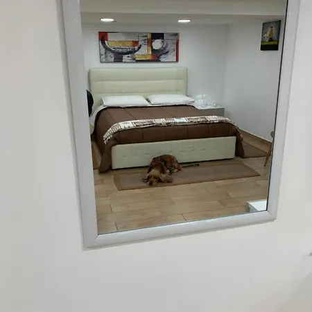 La Corte In Centro 3* קאסרטה